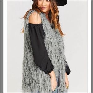 Show Me Your Mumu Women’s Silver/Grey Faux Fur Luis Vest! (NWT)